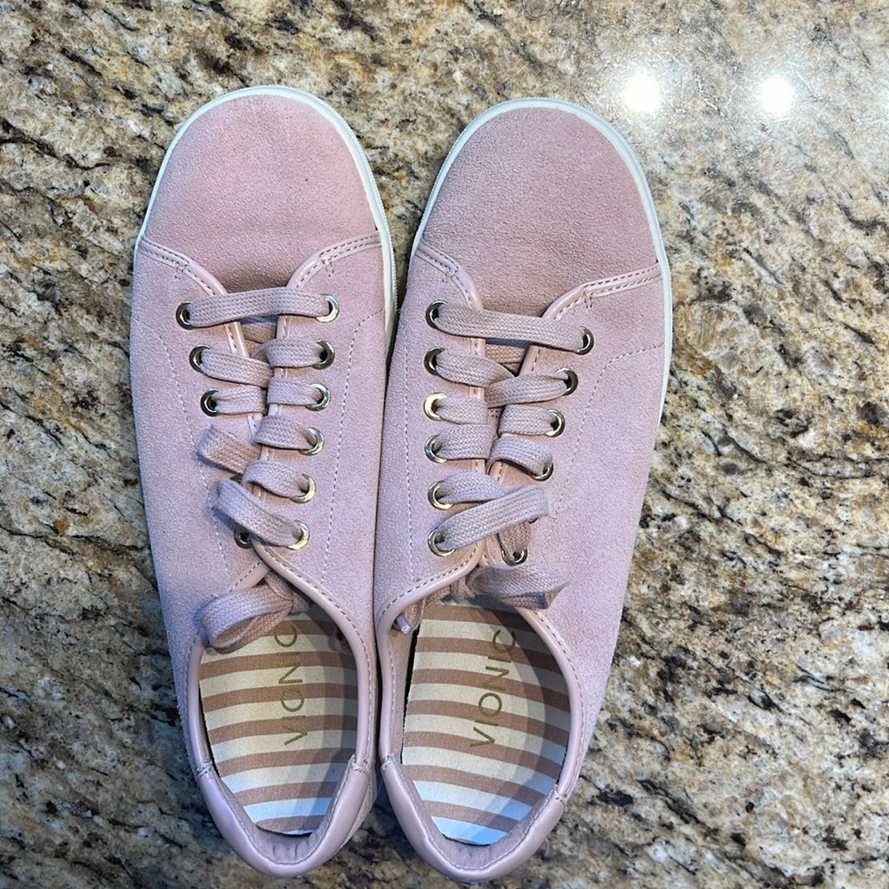 Vionic Brinley women’s pink sneakers